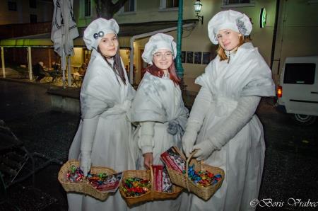 Praznične lučke že gorijo 3